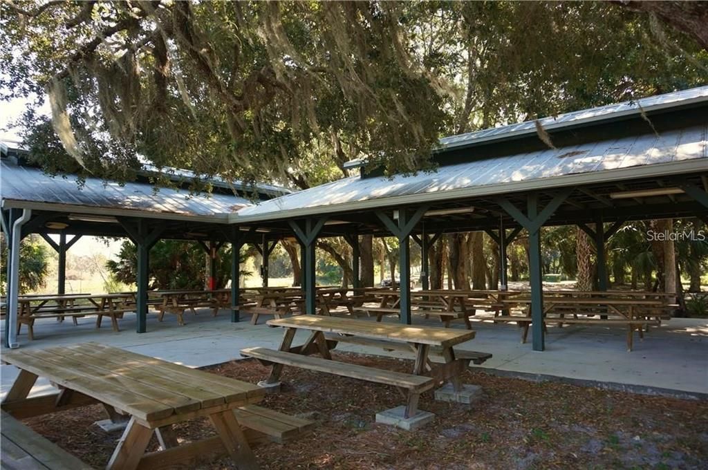 待售: $75,000 (0.23 acres)