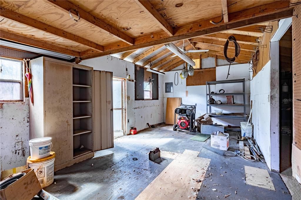 待售: $389,000 (3 贝兹, 2 浴室, 2002 平方英尺)