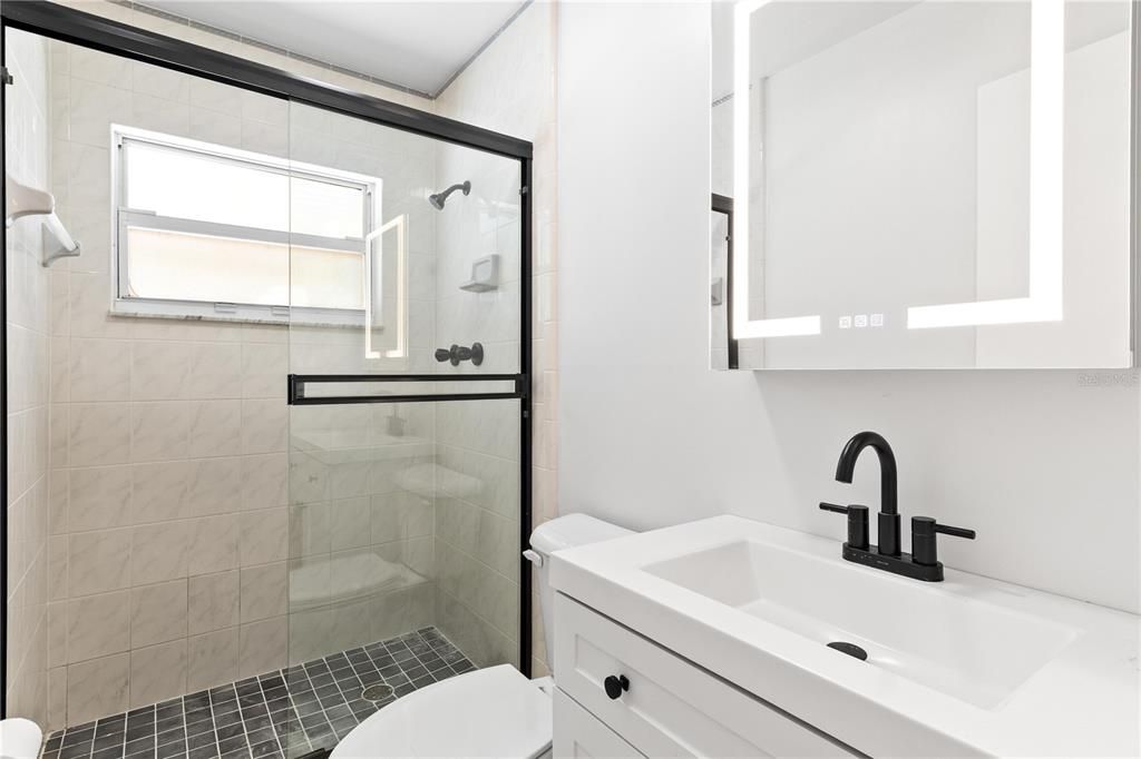 待售: $389,000 (3 贝兹, 2 浴室, 2002 平方英尺)