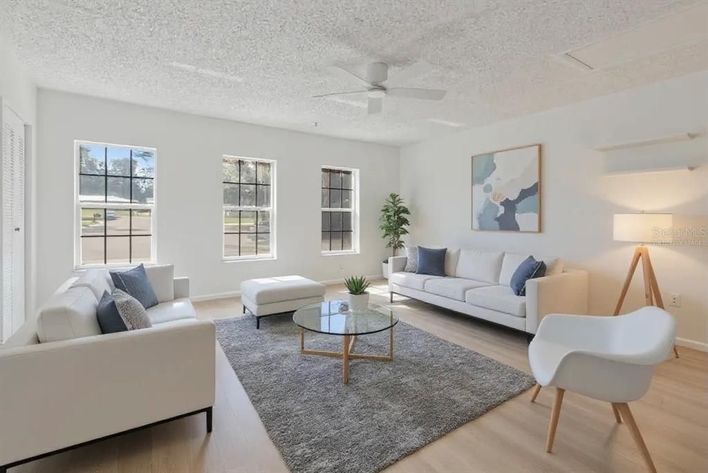 待售: $389,000 (3 贝兹, 2 浴室, 2002 平方英尺)