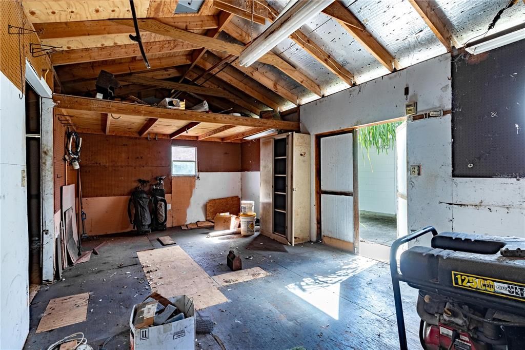 待售: $389,000 (3 贝兹, 2 浴室, 2002 平方英尺)