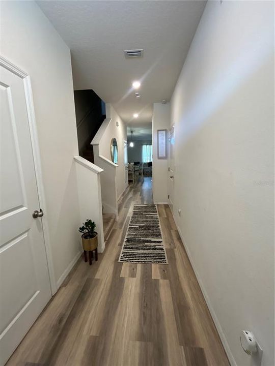 На продажу: $299,900 (3 спален, 2 ванн, 1785 Квадратных фут)