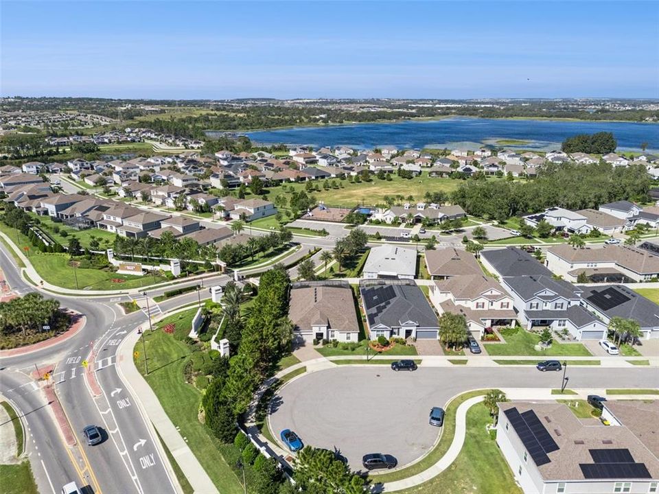 For Sale: $849,000 (4 beds, 4 baths, 2741 Square Feet)