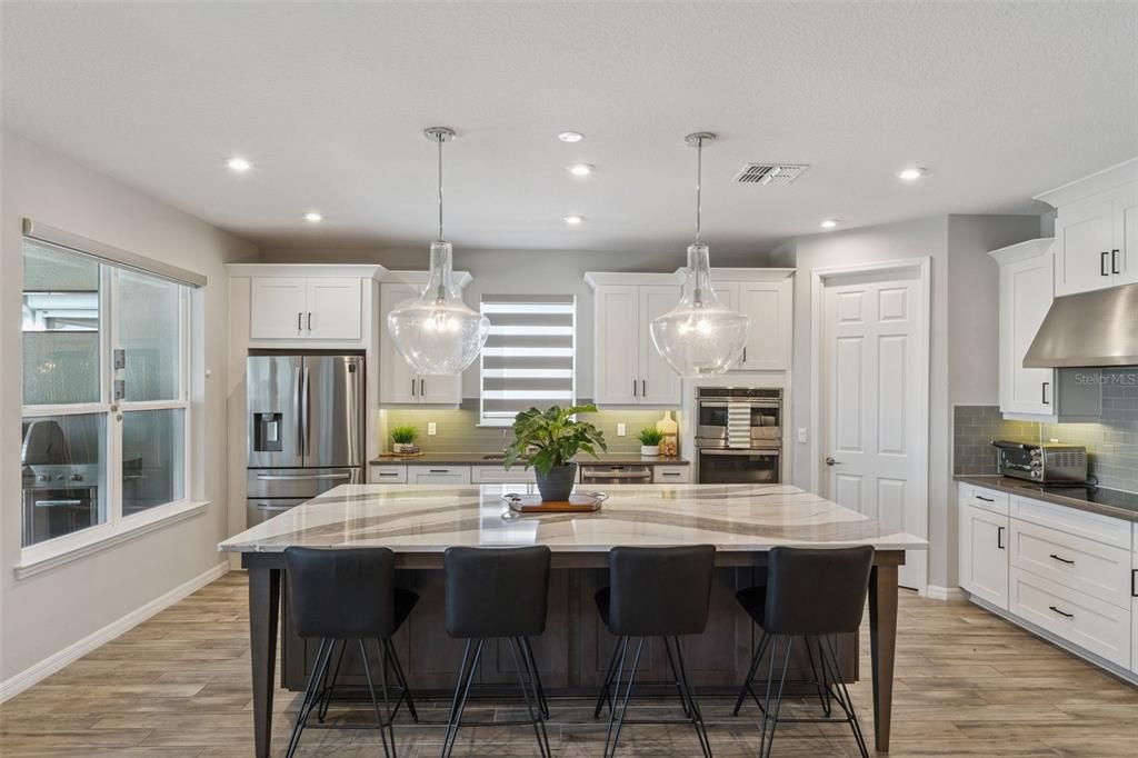 For Sale: $849,000 (4 beds, 4 baths, 2741 Square Feet)