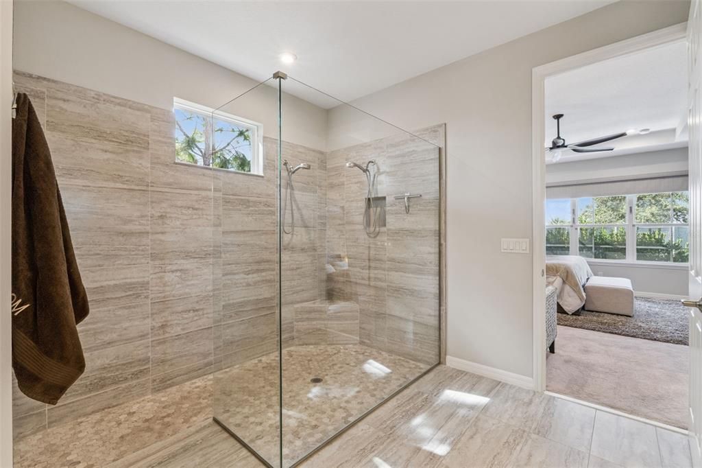 For Sale: $849,000 (4 beds, 4 baths, 2741 Square Feet)