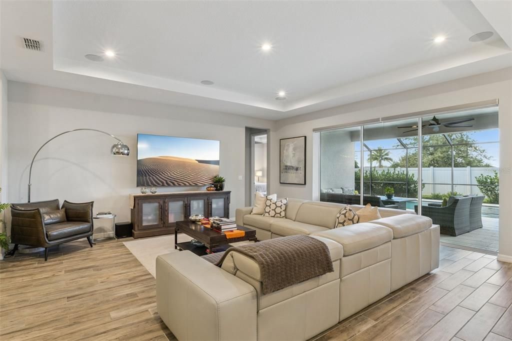 For Sale: $849,000 (4 beds, 4 baths, 2741 Square Feet)