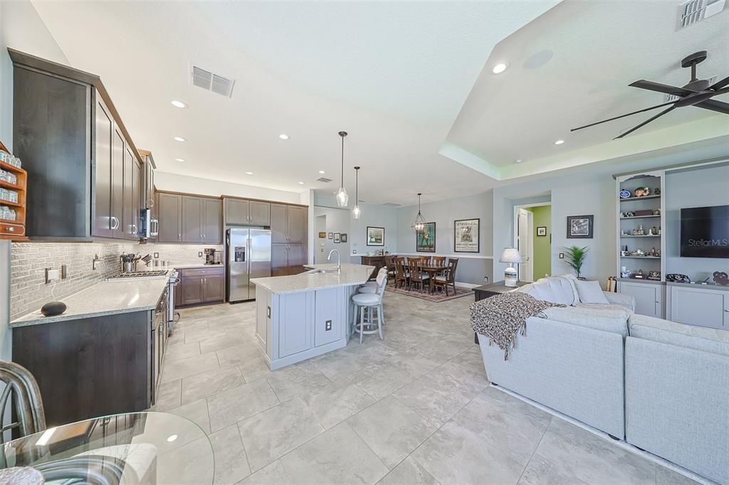 For Sale: $544,900 (3 beds, 2 baths, 2252 Square Feet)