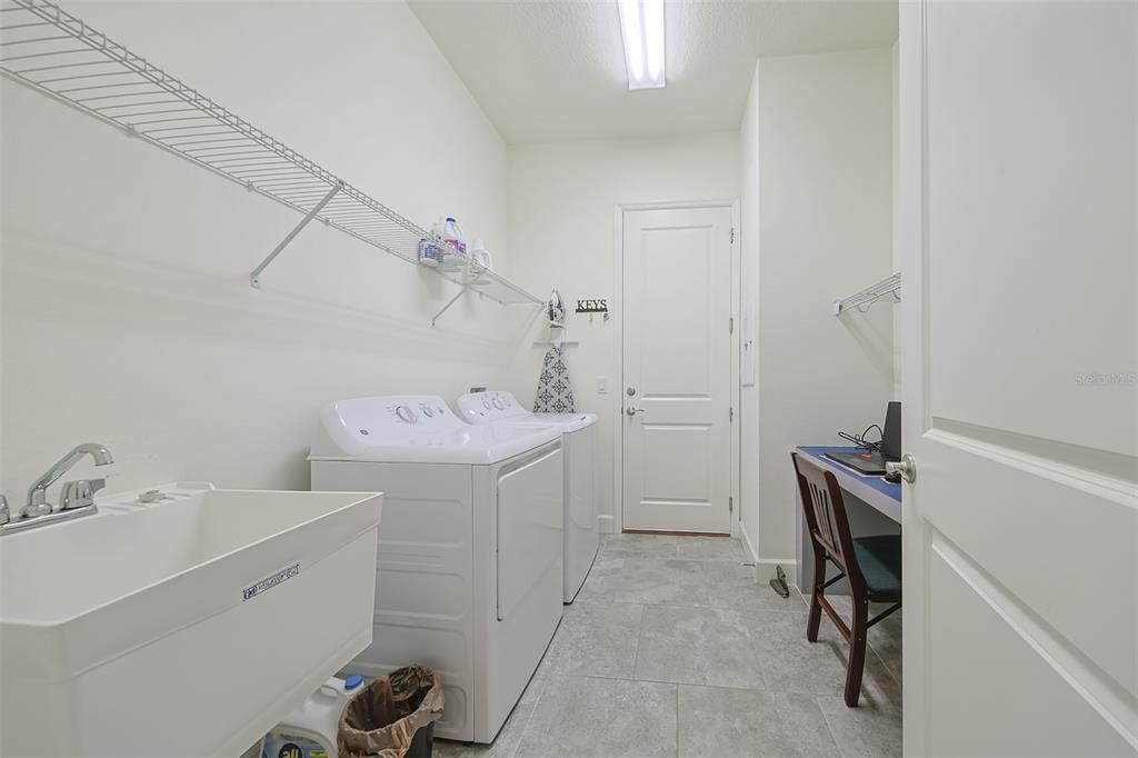 For Sale: $544,900 (3 beds, 2 baths, 2252 Square Feet)