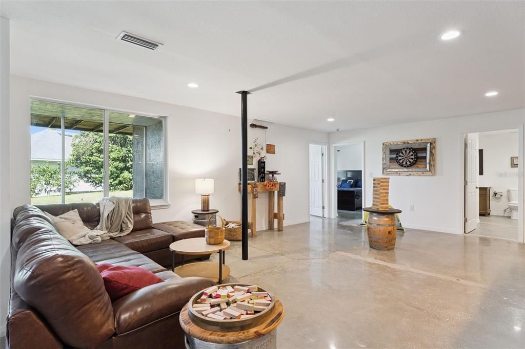 待售: $805,000 (6 贝兹, 3 浴室, 4917 平方英尺)