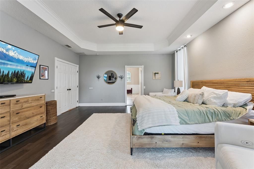 待售: $805,000 (6 贝兹, 3 浴室, 4917 平方英尺)