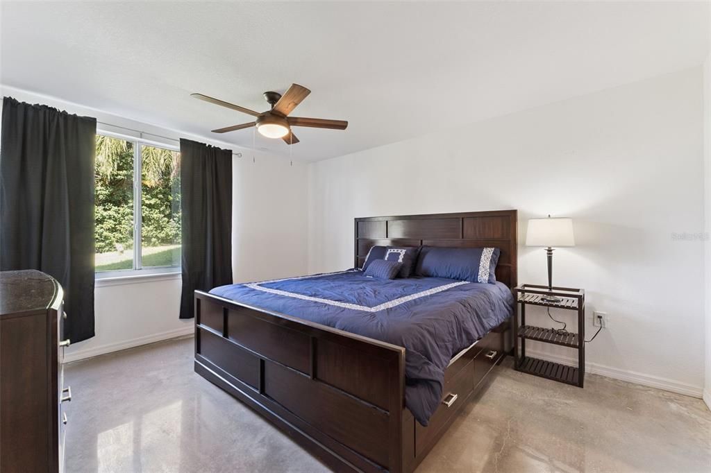 待售: $805,000 (6 贝兹, 3 浴室, 4917 平方英尺)