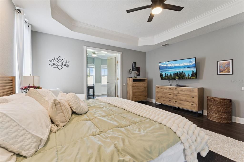 待售: $805,000 (6 贝兹, 3 浴室, 4917 平方英尺)