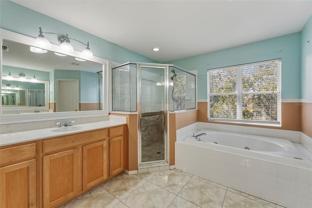 For Rent: $3,300 (4 beds, 2 baths, 2567 Square Feet)