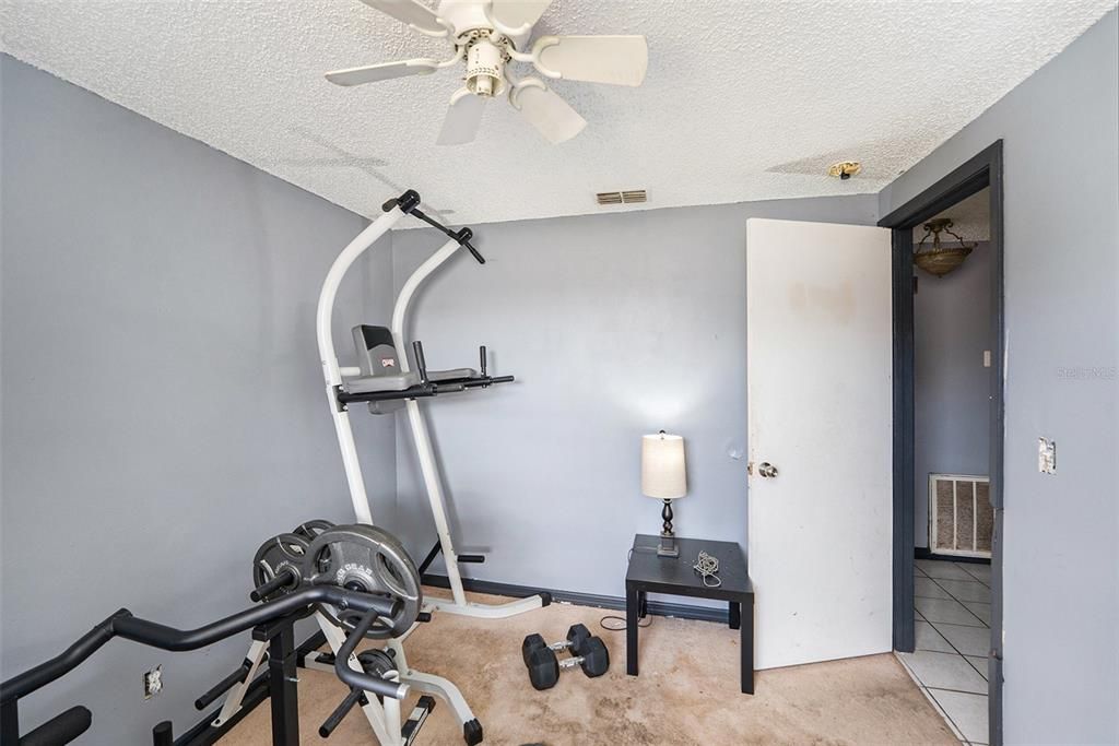 Active With Contract: $266,900 (3 beds, 2 baths, 1340 Square Feet)