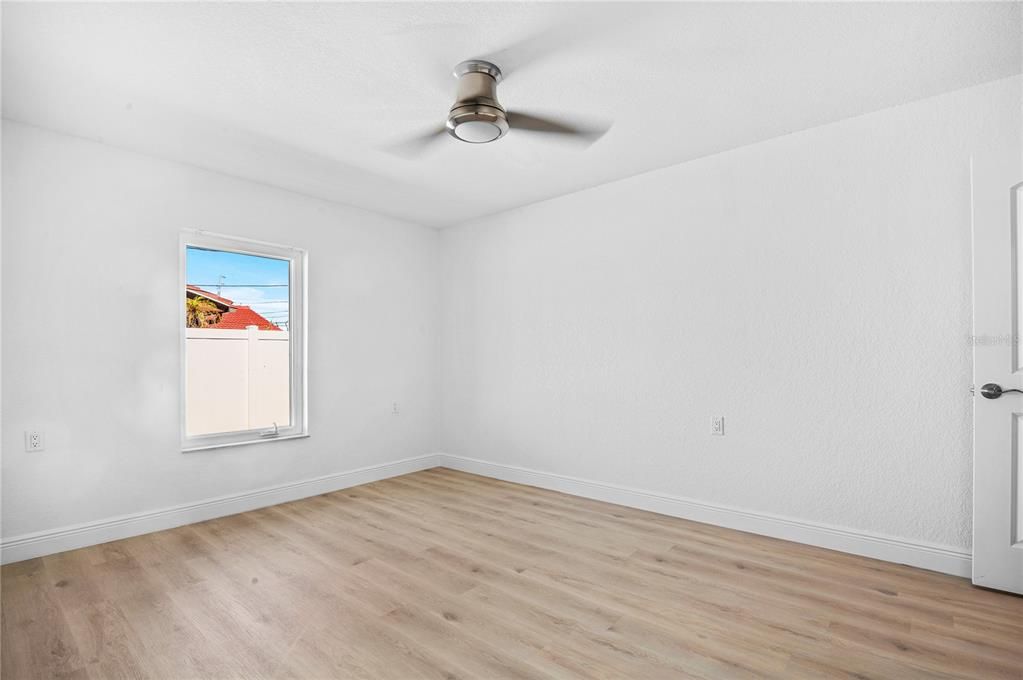 На продажу: $1,349,000 (4 спален, 3 ванн, 1996 Квадратных фут)