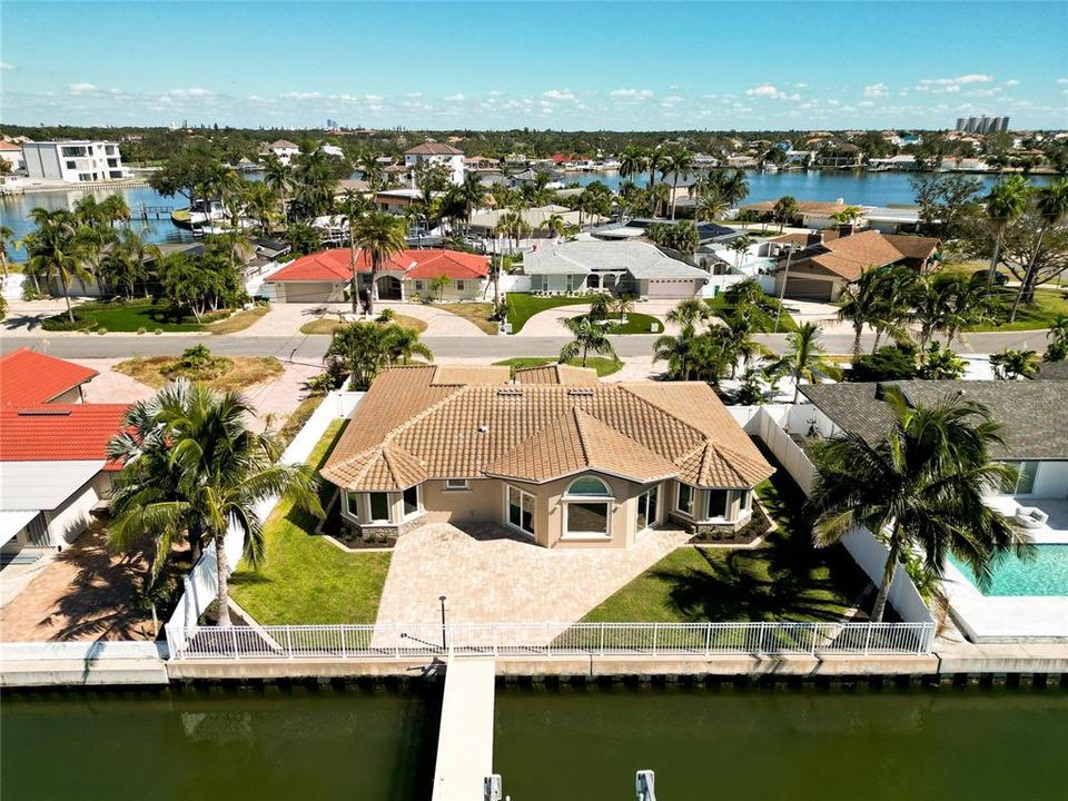 На продажу: $1,349,000 (4 спален, 3 ванн, 1996 Квадратных фут)