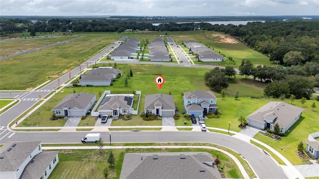 В аренду: $2,400 (3 спален, 2 ванн, 1672 Квадратных фут)