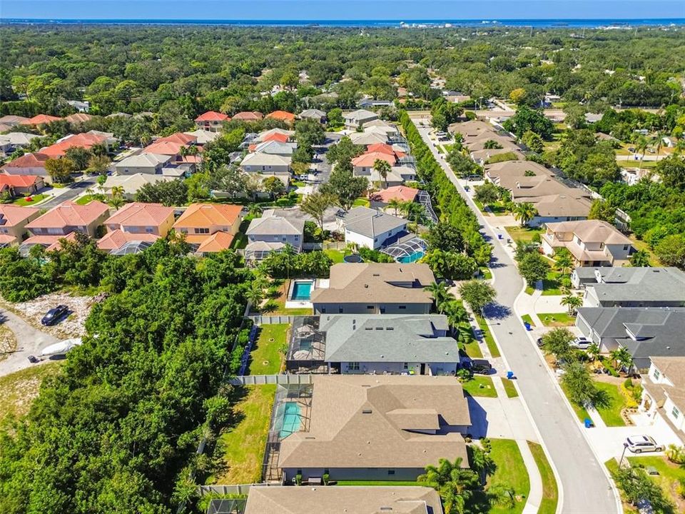 Active With Contract: $925,000 (4 beds, 3 baths, 2736 Square Feet)