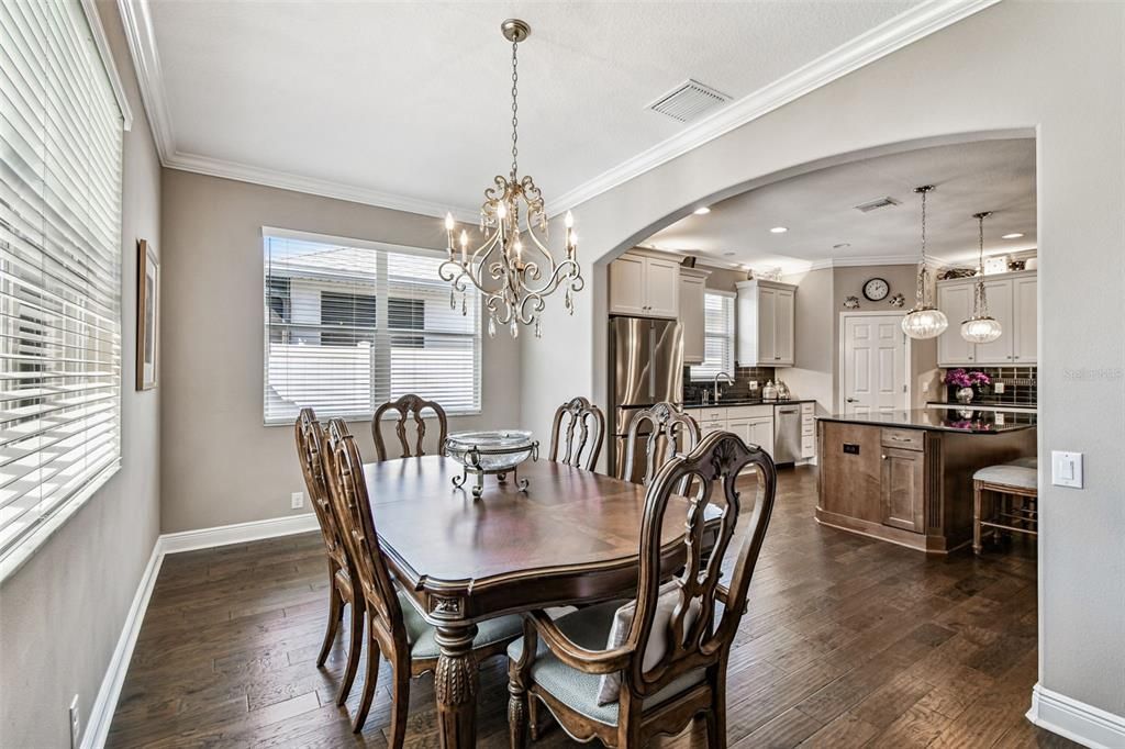 Active With Contract: $925,000 (4 beds, 3 baths, 2736 Square Feet)