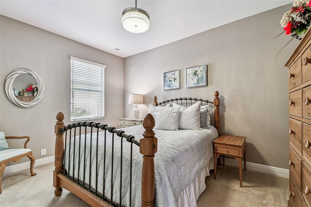 Active With Contract: $925,000 (4 beds, 3 baths, 2736 Square Feet)