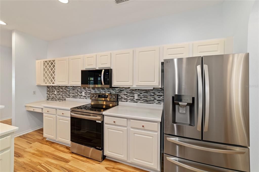 For Sale: $355,000 (3 beds, 2 baths, 2145 Square Feet)