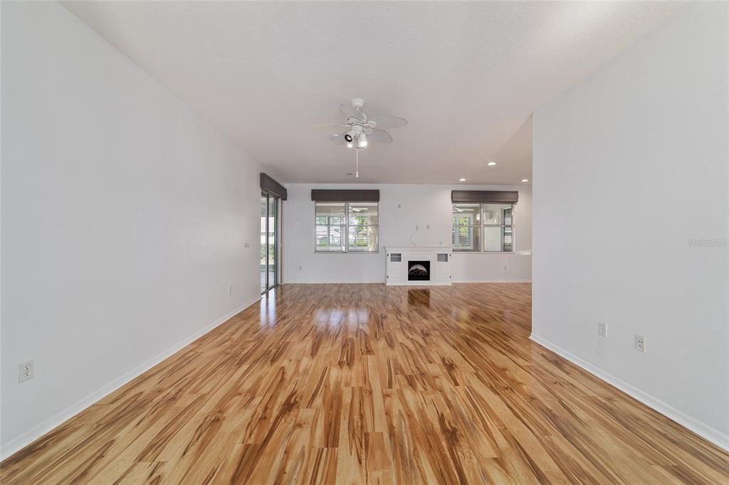 For Sale: $355,000 (3 beds, 2 baths, 2145 Square Feet)