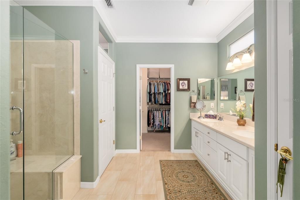 合同活跃: $364,500 (2 贝兹, 2 浴室, 1779 平方英尺)