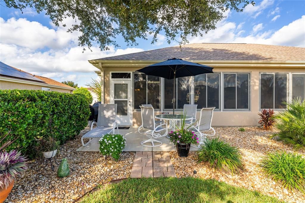 合同活跃: $364,500 (2 贝兹, 2 浴室, 1779 平方英尺)