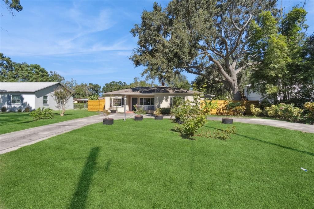 For Sale: $485,000 (3 beds, 3 baths, 1670 Square Feet)