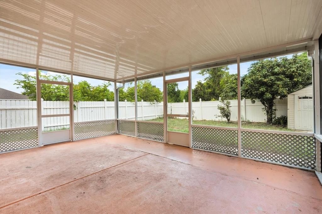 For Rent: $2,250 (4 beds, 2 baths, 2836 Square Feet)