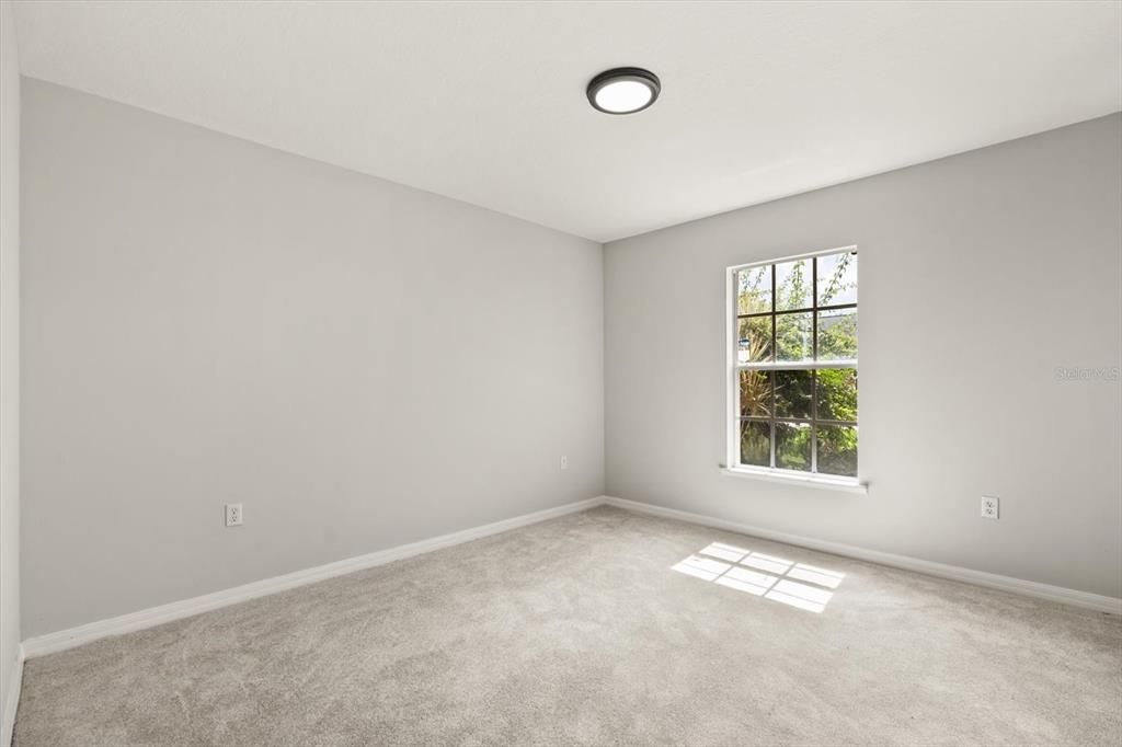 For Rent: $2,250 (4 beds, 2 baths, 2836 Square Feet)