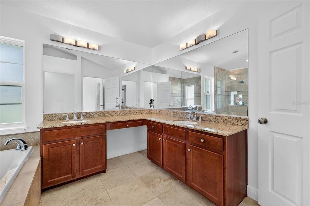 For Sale: $344,000 (3 beds, 2 baths, 2059 Square Feet)