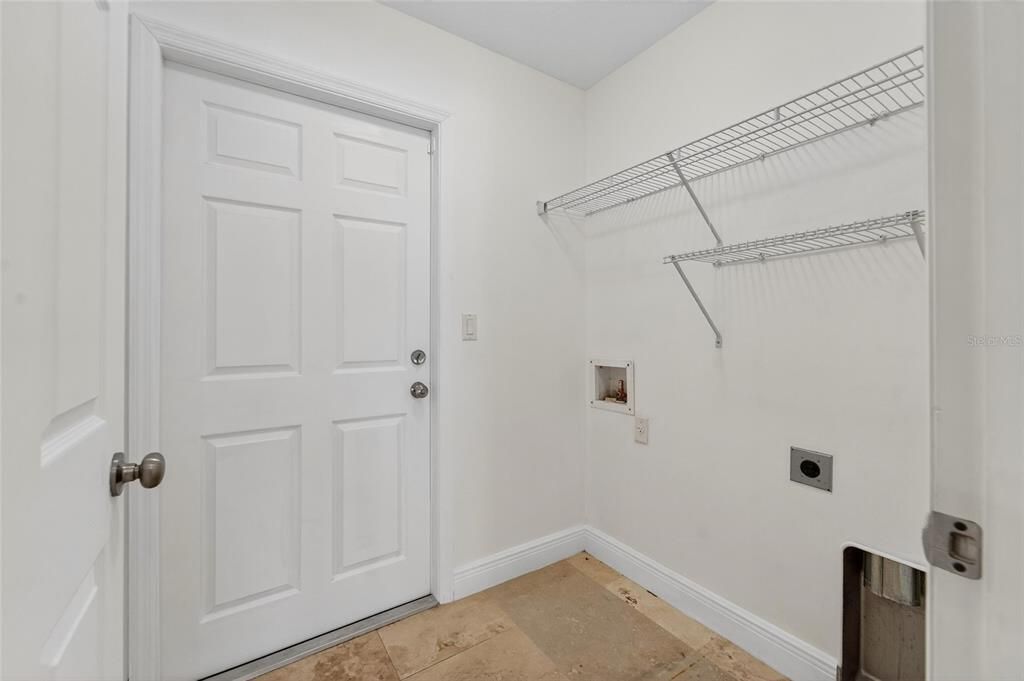 For Sale: $344,000 (3 beds, 2 baths, 2059 Square Feet)