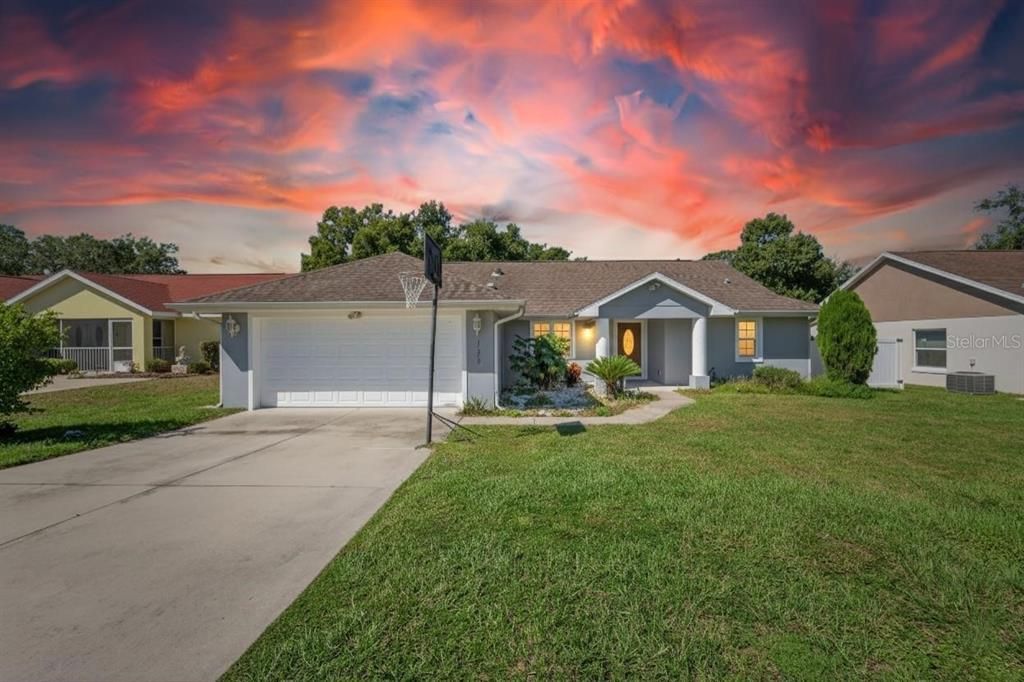 For Sale: $344,000 (3 beds, 2 baths, 2059 Square Feet)