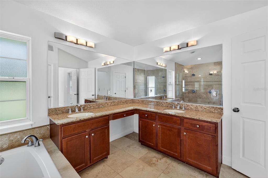 For Sale: $344,000 (3 beds, 2 baths, 2059 Square Feet)