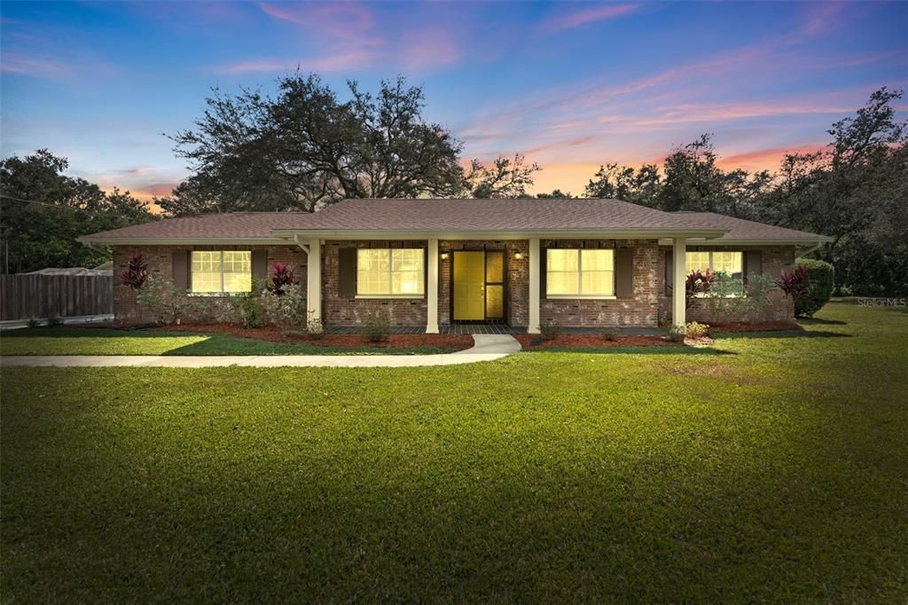 Recently Rented: $2,500 (3 beds, 2 baths, 1678 Square Feet)