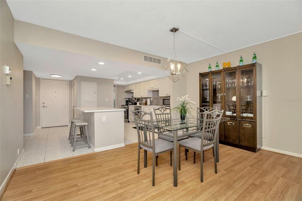 En Renta: $3,200 (2 camas, 2 baños, 1300 Pies cuadrados)