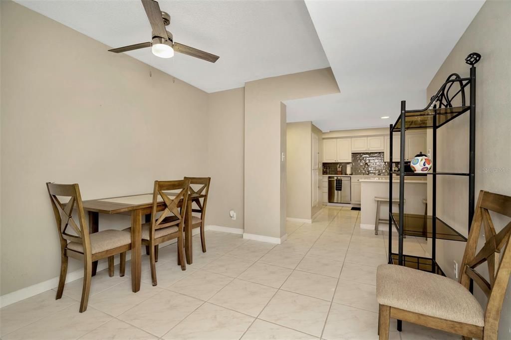 En Renta: $3,200 (2 camas, 2 baños, 1300 Pies cuadrados)