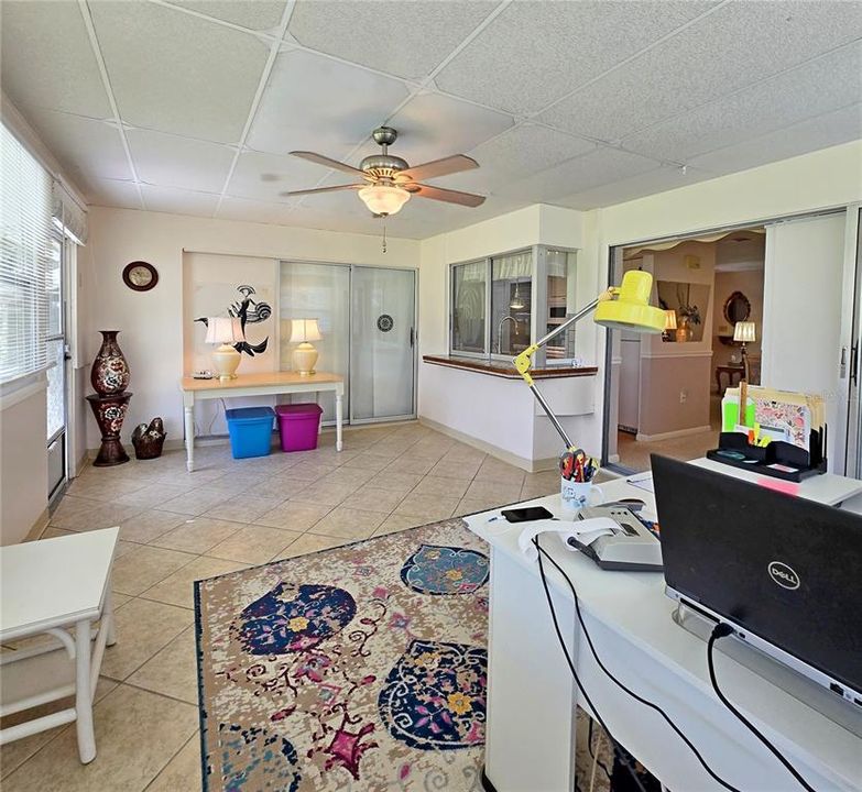 Active With Contract: $219,900 (2 beds, 2 baths, 1204 Square Feet)