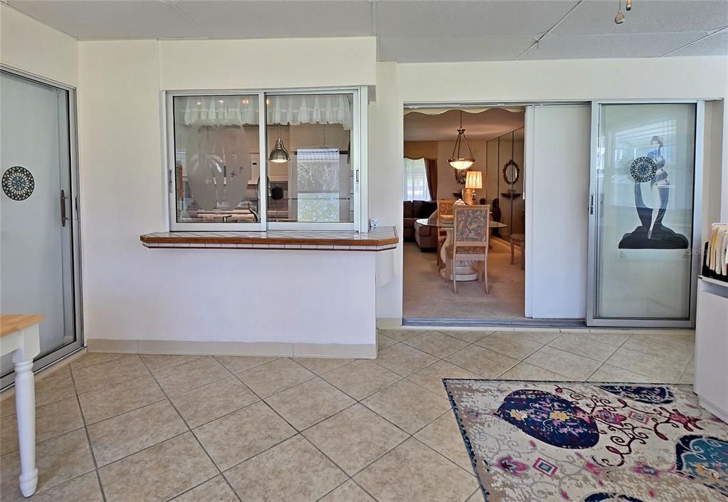 Active With Contract: $219,900 (2 beds, 2 baths, 1204 Square Feet)