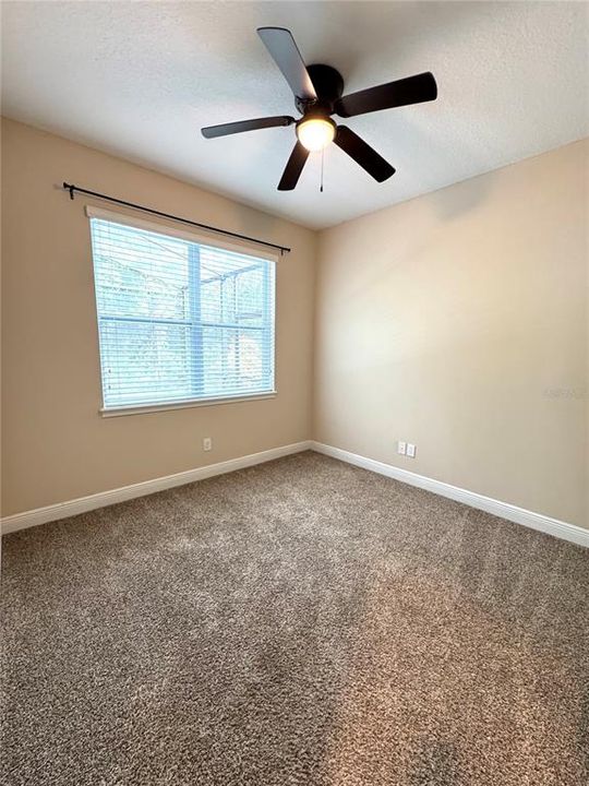 Под контрактом: $3,000 (4 спален, 3 ванн, 2286 Квадратных фут)