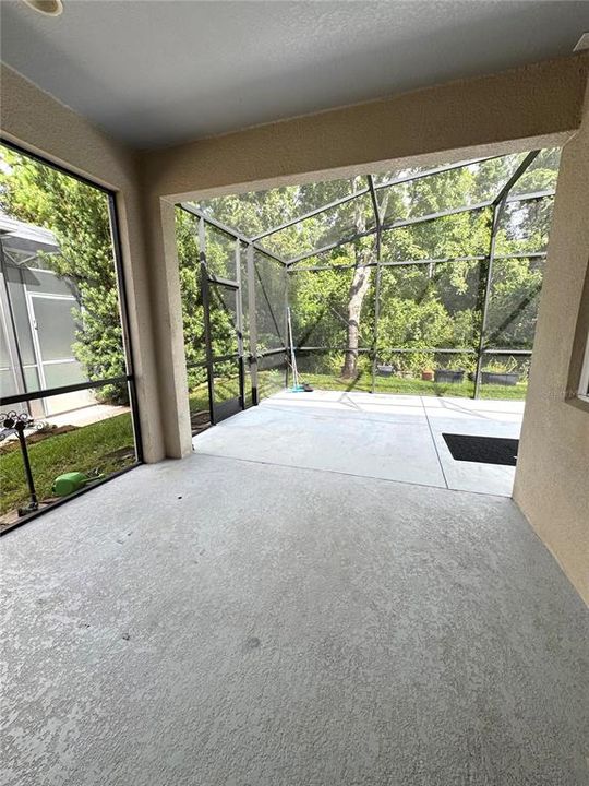 Под контрактом: $3,000 (4 спален, 3 ванн, 2286 Квадратных фут)