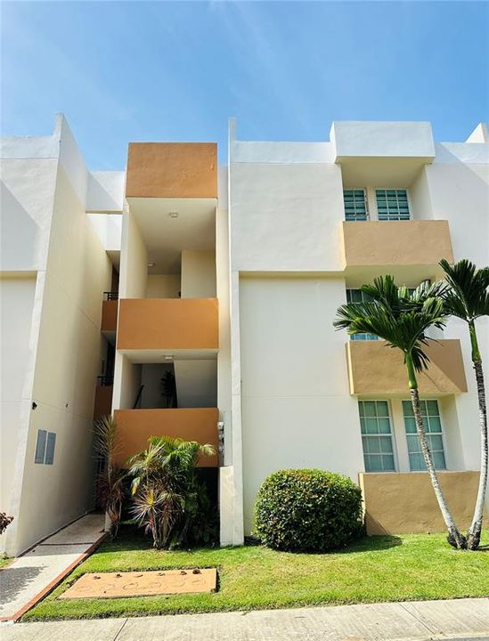 Недавно арендовано: $2,250 (3 спален, 2 ванн, 1614 Квадратных фут)