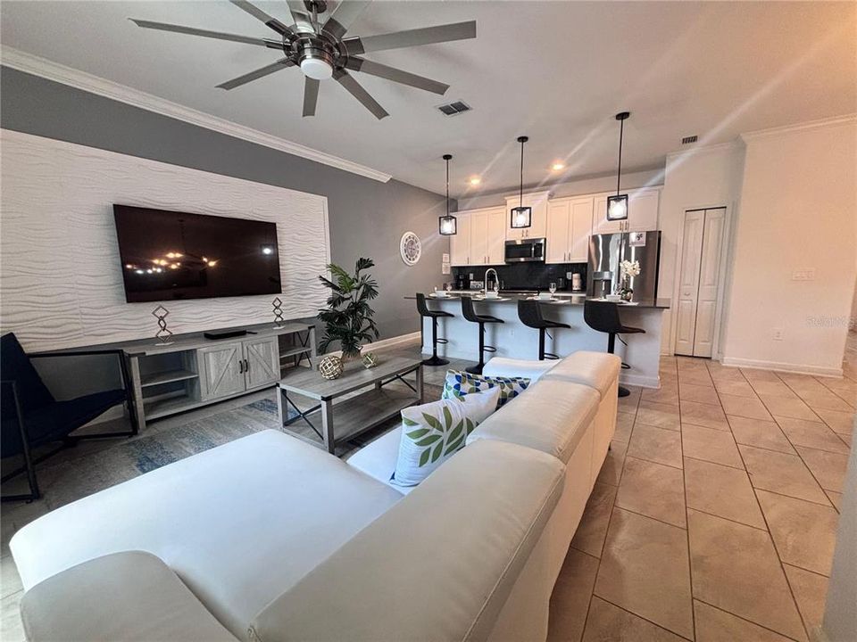 For Sale: $480,000 (4 beds, 3 baths, 1902 Square Feet)