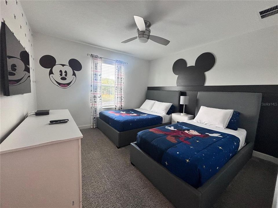 For Sale: $480,000 (4 beds, 3 baths, 1902 Square Feet)