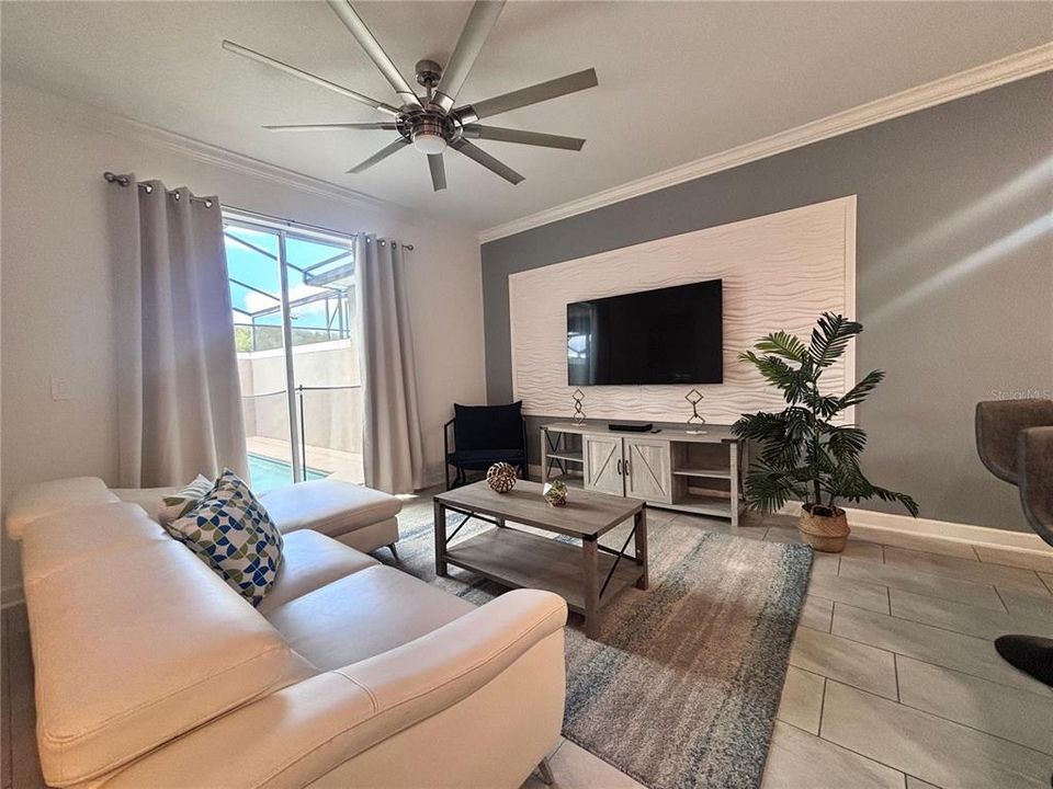 For Sale: $480,000 (4 beds, 3 baths, 1902 Square Feet)