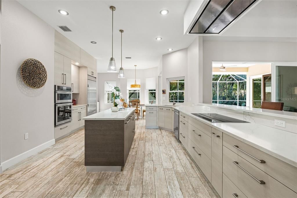 出租: $4,500 (4 贝兹, 3 浴室, 2728 平方英尺)