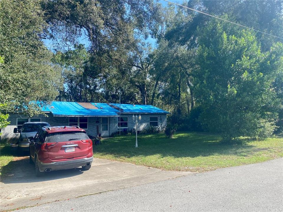 Active With Contract: $146,300 (3 beds, 2 baths, 1100 Square Feet)