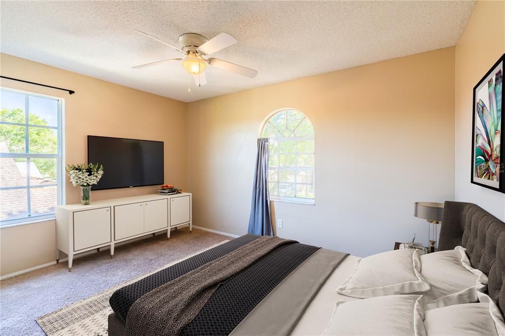 待售: $410,000 (3 贝兹, 2 浴室, 2358 平方英尺)