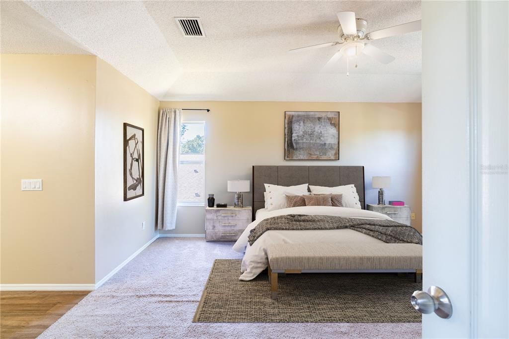 待售: $410,000 (3 贝兹, 2 浴室, 2358 平方英尺)